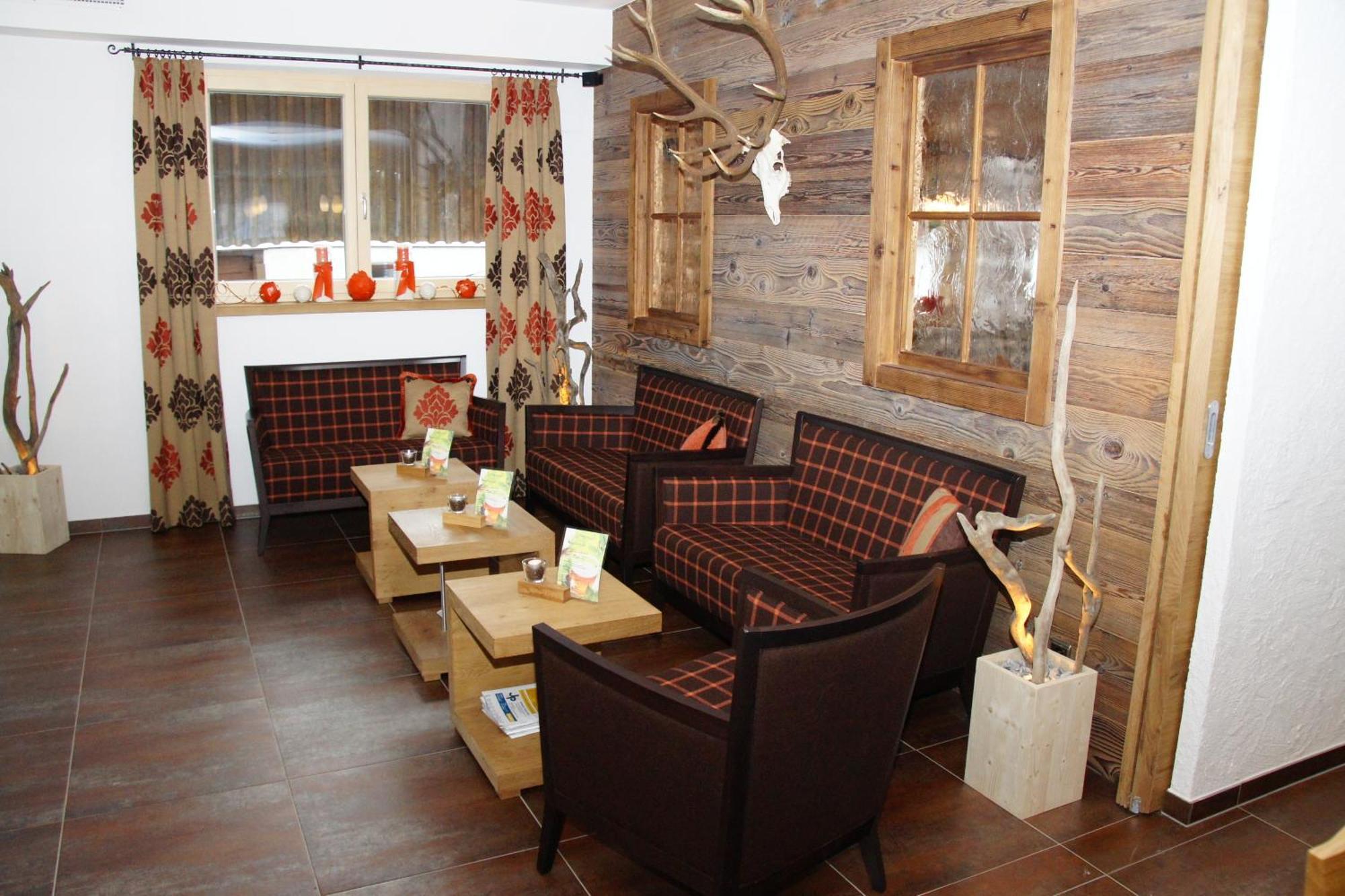 Alpinhotel Monte Superior - Silvretta Card Premium Betrieb Гальтюр Экстерьер фото