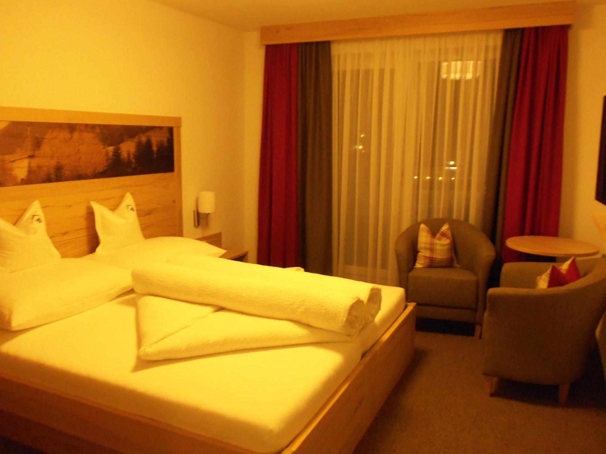 Alpinhotel Monte Superior - Silvretta Card Premium Betrieb Гальтюр Экстерьер фото