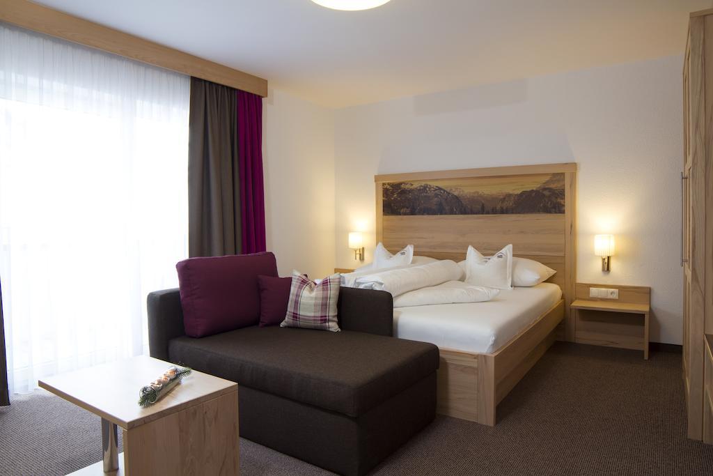 Alpinhotel Monte Superior - Silvretta Card Premium Betrieb Гальтюр Экстерьер фото