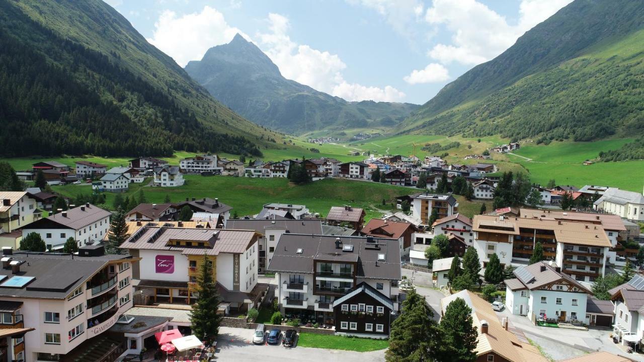 Alpinhotel Monte Superior - Silvretta Card Premium Betrieb Гальтюр Экстерьер фото